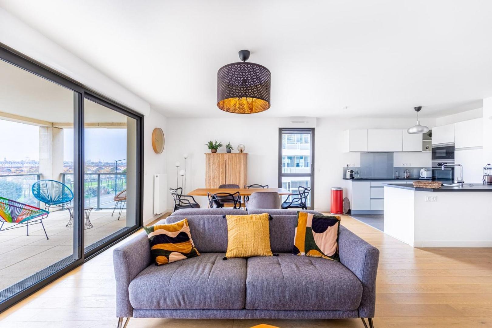 Guestready - Peaceful Escape In La Bastide Apartment Bordeaux Luaran gambar